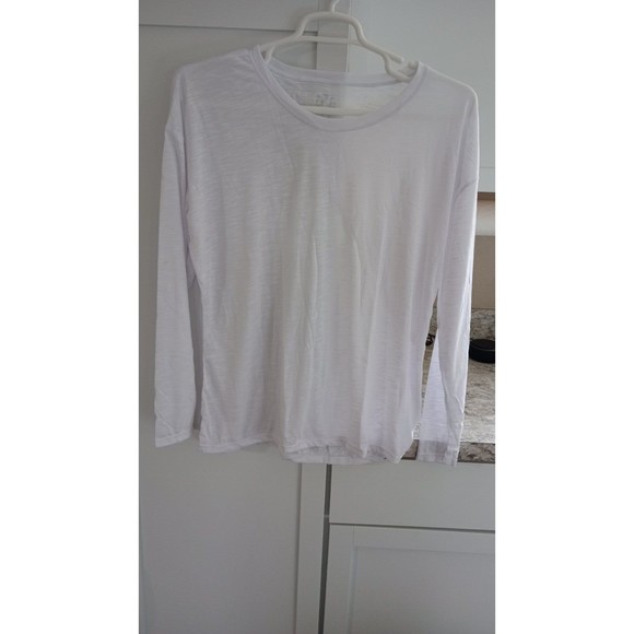 Unknown Tops - NWOT Women's Long Sleeve White Cut Out Work Out Top, Size Medium